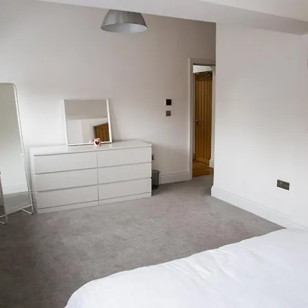 Academy Apartments Kingston upon Hull Exterior photo